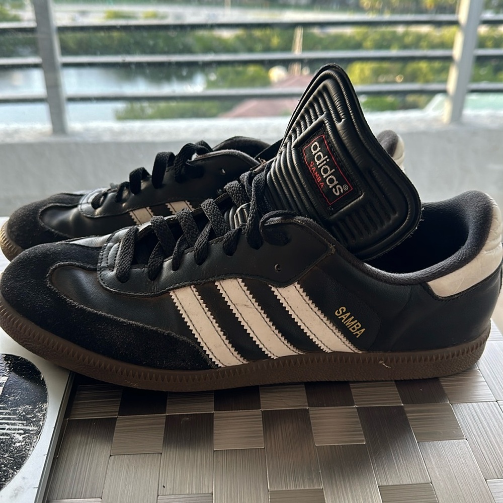 Adidas Samba. As seen in pics.  Pre-owned.